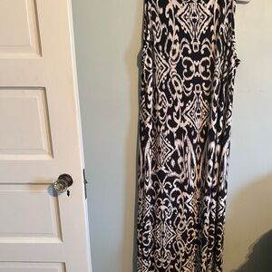 Vince Camuto Monochrome Patterned Dress